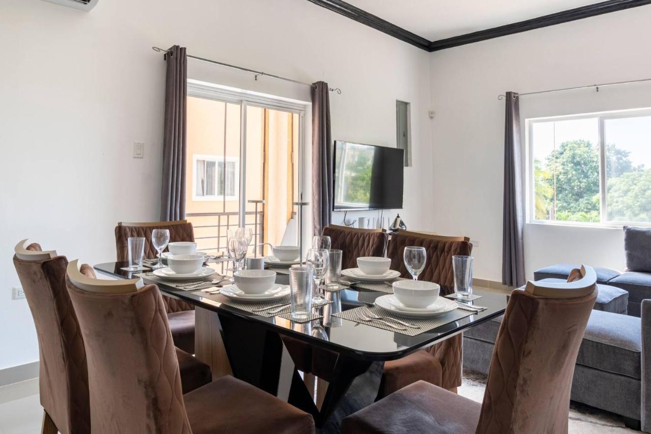 Brand New Pool Manor Park With Wifi Centrally-Located Kingston Extérieur photo
