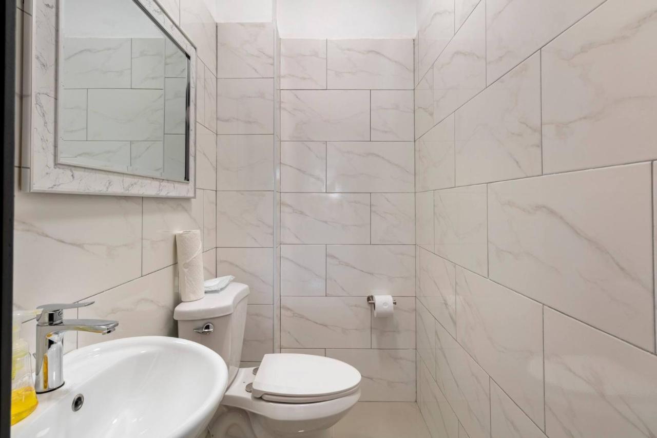 Brand New Pool Manor Park With Wifi Centrally-Located Kingston Extérieur photo