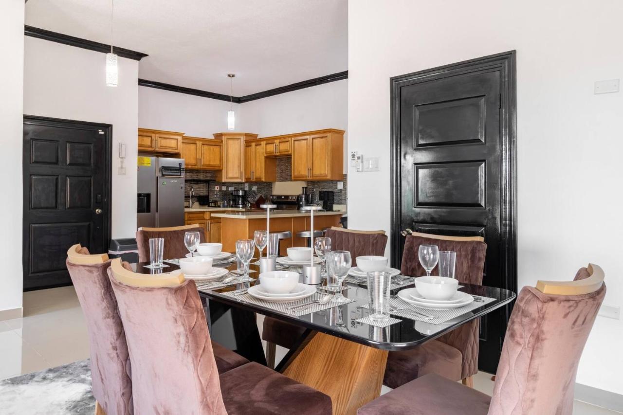 Brand New Pool Manor Park With Wifi Centrally-Located Kingston Extérieur photo