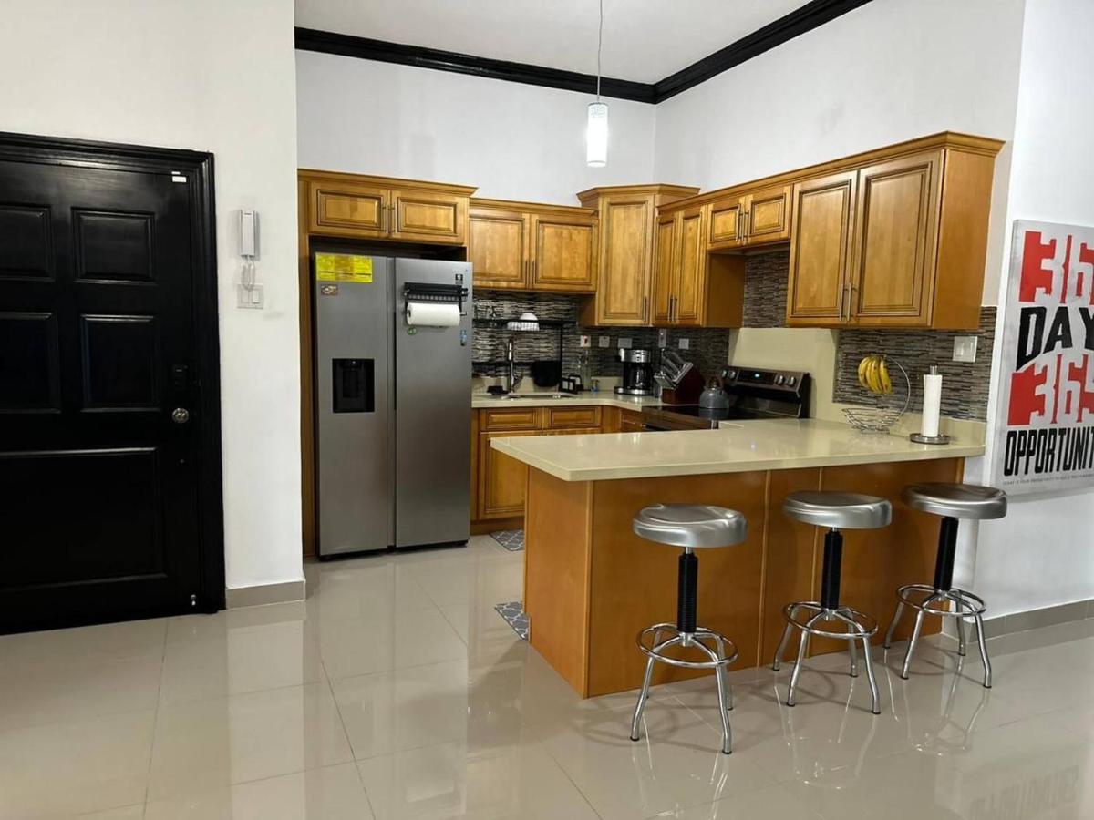 Brand New Pool Manor Park With Wifi Centrally-Located Kingston Extérieur photo